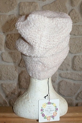 Bonnet beige rosé neuf talia - bonnet,
