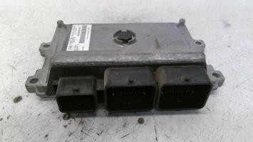 Calculateur moteur peugeot 208 - moteur,