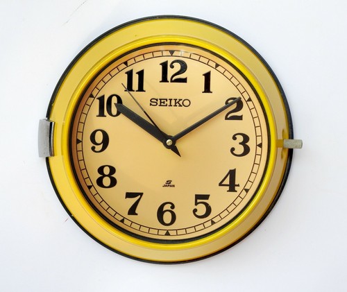 Horloge murale vintage