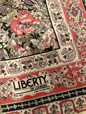 Foulard LIBERTY en soie