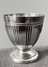 COQUETIER EN ARGENT MASSIF