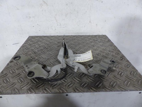 Charniere capot bmw serie 1 - capot,
