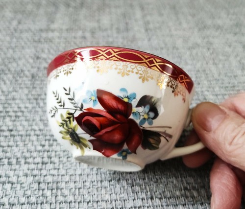 Tasse demi porcelaine - en,