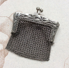 Petit Porte Monnaie en Maille