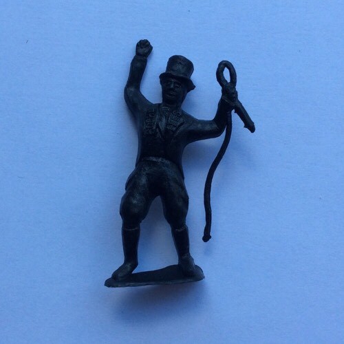 Figurine monsieur loyal - monsieur, série