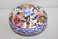 Grande bonbonnière en faïence de Gien, décor Pivoines, diamètre 16 cm