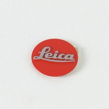 Badge logo Leica rouge pour