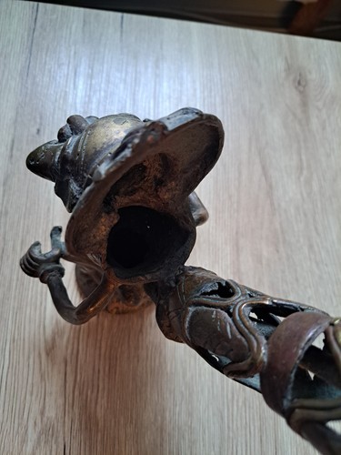 Pipe bronze art antique - bronze,