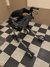 DEAMBULATEUR 4 ROUES