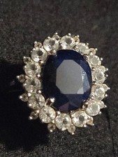 Bague Or blanc et saphir