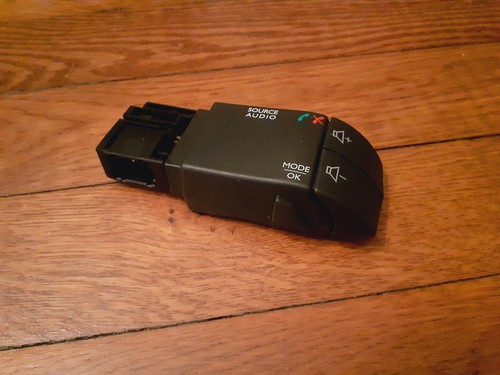 Commande autoradio volant