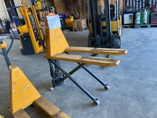 transpalette  GERBEUR manuel JUNGHEINRICH  HAUTEUR DE LEVEE 80 CM LEVE 1T 