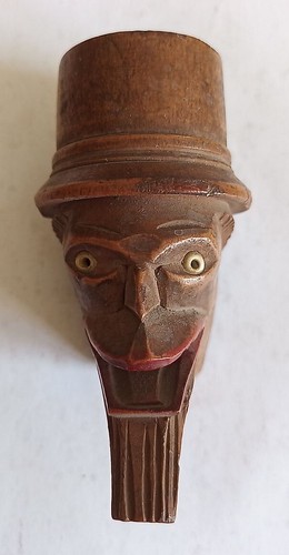 Fourneau pipe bois - à,