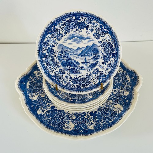 Plat assiettes à - et,