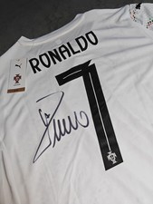 Maillot Portugal extérieur 2025 signé par Cristiano Ronaldo + certificat (M)
