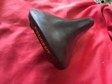 selle ITALIA *RS* (de PEUGEOT PX 10 ou autres  des années  1980)..RARE