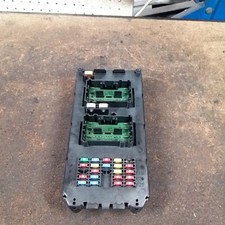 Occasion : Boîtier de fusibles intérieur 3.0L CRD pour Jeep Grand Cherokee WH, W