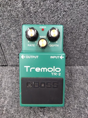 Trémolo boss pédale - boss,