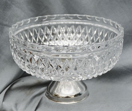 Coupe avec pied surtout - avec,