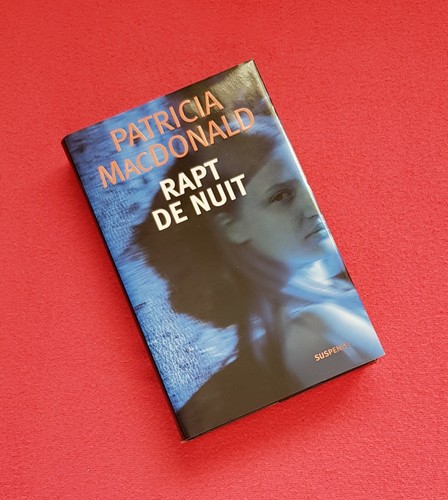 Livre rapt de nuit - 🌙,