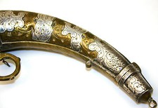 CORNE POUR POUDRE. BRONZE