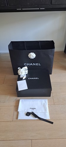 Boîte chanel noir - chanel, authentique