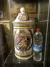 TRES GROS POT A PHARMACIE  OU