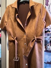 Robe En Daim Avec Ceinture