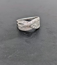 Bague or blanc 3 rangs de diamants croissés Or 750 Millième (18 CT) 4,51g