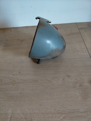 Pièce cuvelage phare - de,
