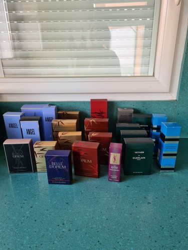 Lot boîtes et 18 - 22,