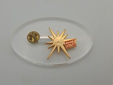 Pin's Réponse A Tout - Soleil