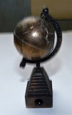 VINTAGE TAILLE CRAYON EN METAL COLLECTION / globe TERRESTE