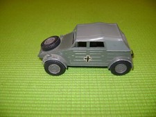 DINKY TOYS 617 VOLKSWAGEN KDF BATTLE LINES