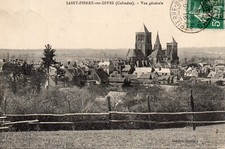 CPA Saint-Pierre-sur-Dives (14) : Vue générale (Saint-Pierre-en-Auge)