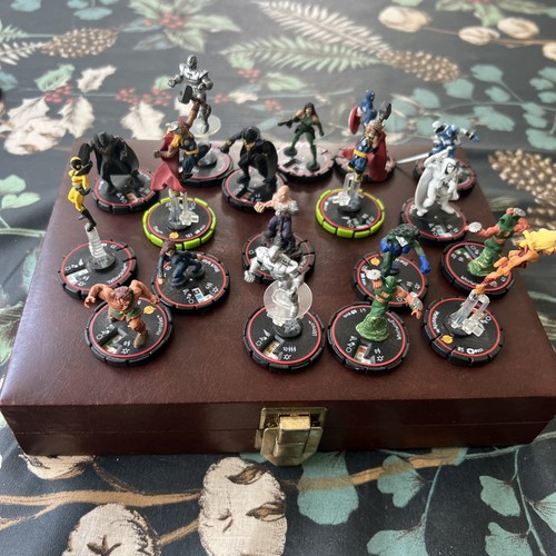 Rare vintage heroclix - rare,