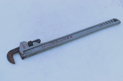 Milwaukee aluminum pipe - in.,