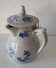 ANCIENNE PETIT POT À LAIT