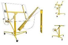 Lève panneaux, lève plaques