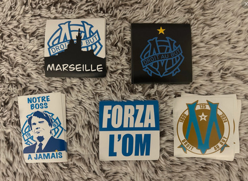 Lot 200 stickers olympique - lot,