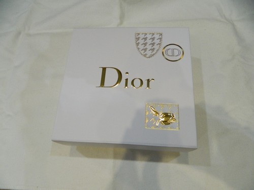 Coffret cadeau présentation - /,