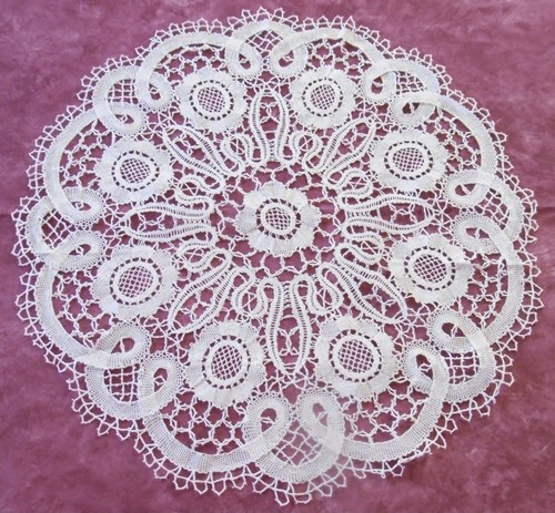 Centre table dessous de - centre,