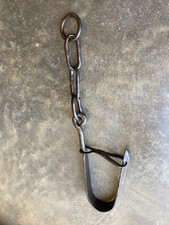 Ancien crochet pour seau puit