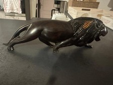 statuette lion Africain