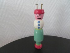 ANCIEN TRICOTIN EN BOIS