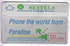 AFRIQUE TELECARTE / PHONECARD .. ILES SEYCHELLES 120U L&G 910G PARADISE NOTCHED