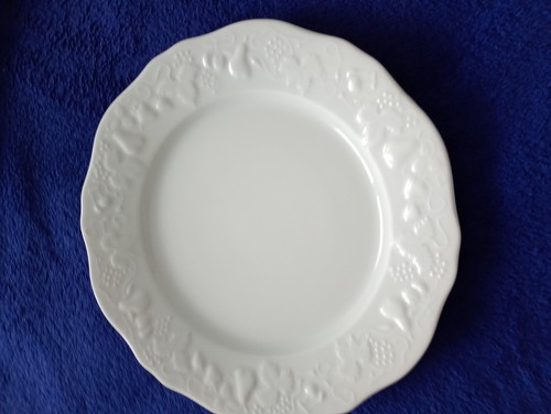 Assiettes porcelaine - 2,