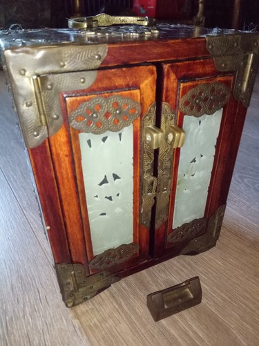 Petit meuble bijoux bois - petit,