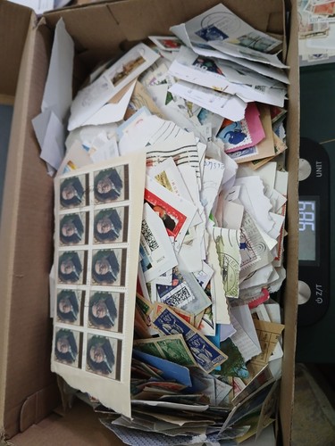 Stamp world wide - 900g, lot