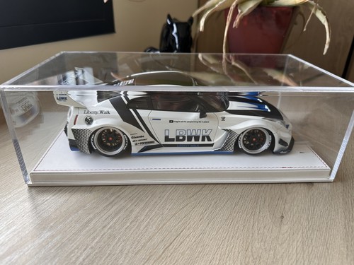 Nissan gtr r35 liberty - nissan, walk